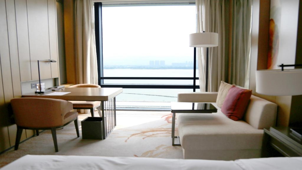 Luxury Boutique Hotel Suite Furniture (main picture)