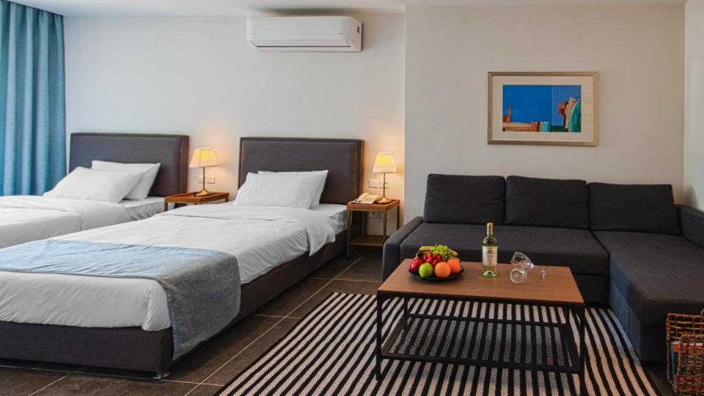 Foshan Huasheng Furniture Co., Ltd