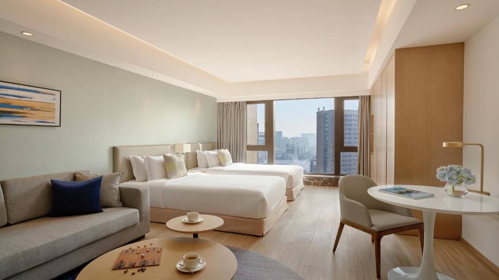 Qatar Cozy Apartment Room Furniture