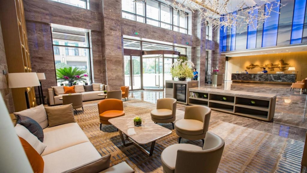 Modern Lobby Essentials: Geometric Tables, Leather Sofas & LED Desks(main picture) Modern Lobby Essentials: Geometric Tables, Leather Sofas & LED Desks(main picture)