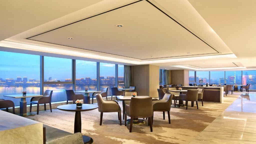 Middle East Hotel Dining Sets - Stainless Steel Tables & Leather Chairs-Foshan Huasheng(main picture) Middle East Hotel Dining Sets - Stainless Steel Tables & Leather Chairs-Foshan Huasheng(main picture)