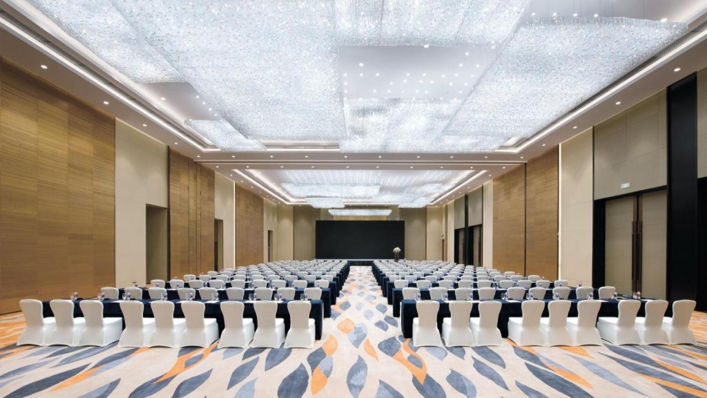 Luxury Neo-Chinese-Inspired Conference Sets: ErgoLuxe™ Leather Chairs & Marble Tea Cabinets (main picture) Luxury Neo-Chinese-Inspired Conference Sets: ErgoLuxe™ Leather Chairs & Marble Tea Cabinets (main picture)