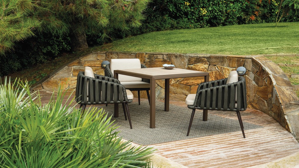 Foshan Huasheng Furniture Co., Ltd